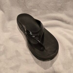 OOFOS OOriginal Recovery Sandals Black‎ Flip Flops Mens 7 Womens 9 ONE SHOE